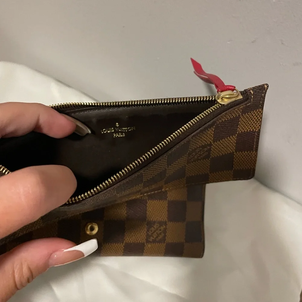 Louis Vuitton Josephine Wallet - Picture 3 of 7
